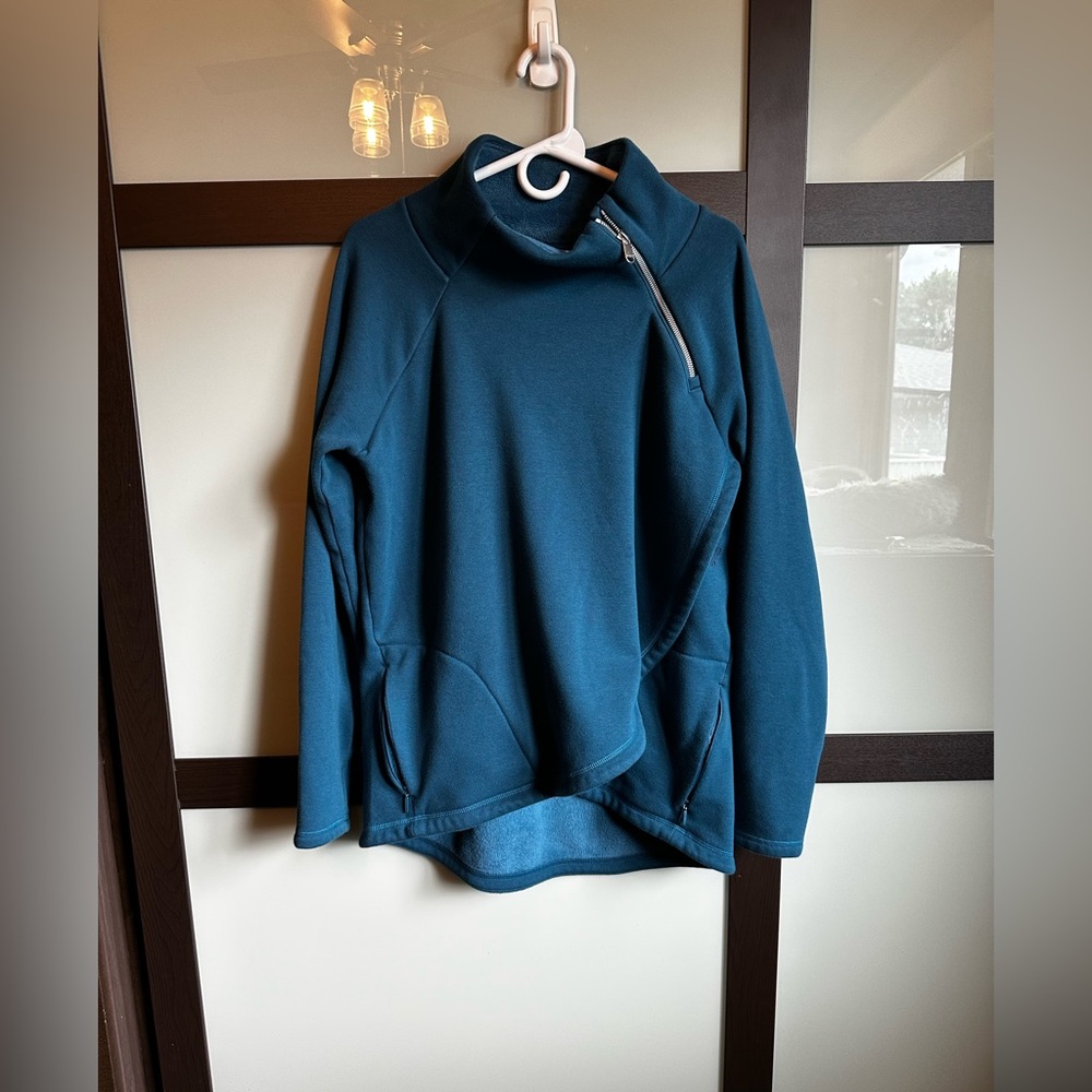 Athleta Cozy Karma wrap/pullover, deep aqua marine, size XL